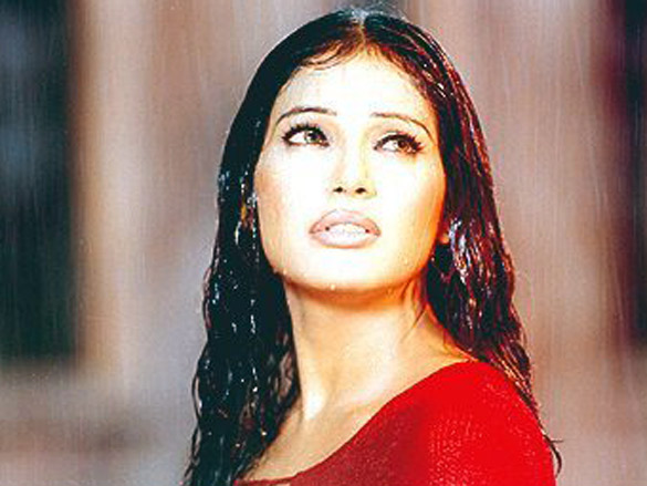 aetbaar movie still 10