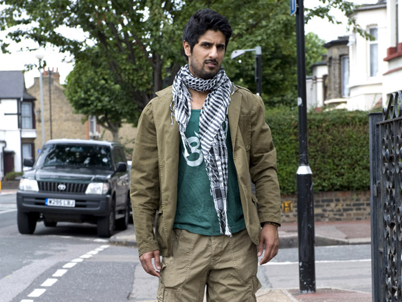 7 welcome to london 8