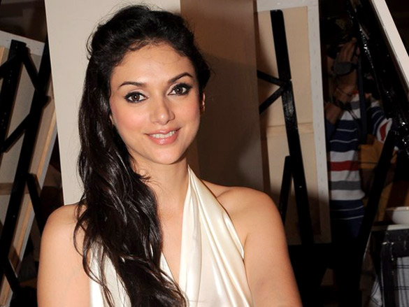 ali zafar paints aditi rao for london paris new york promotions 11
