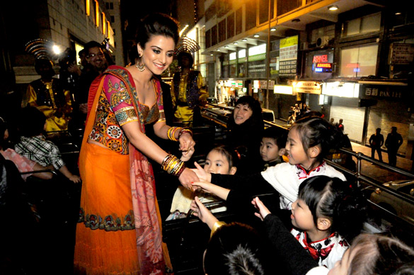 premiere of chaar din ki chandni in hong kong 11