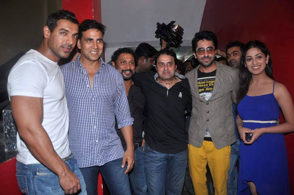premiere of vicky donor 8