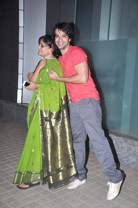 premiere of vicky donor 32