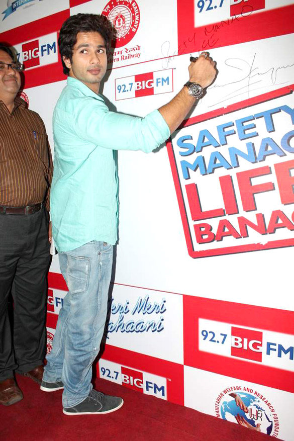 shahid kapoor promotes teri meri kahaani at 92 7 big fm 5