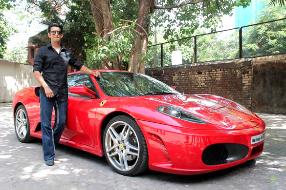 Sharman Joshi promotes ‘Ferrari Ki Sawaari’ at IIFA 2012
