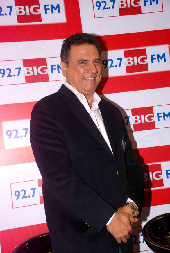 starcast of ferrari ki sawaari celebrate fathers day on 92 7 big fm 7