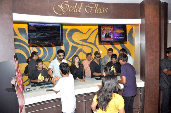 cast of bol bachchan meet fans at fame inorbit mall 6