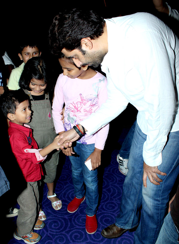 abhishek rohit shetty visits cinemax for audiences reaction 7
