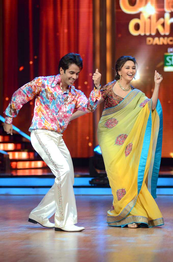 riteish and tusshar on the sets of jhalak dikhhla jaa 3
