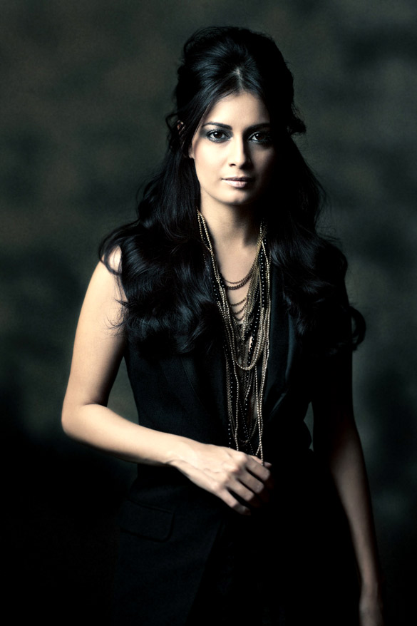 dia mirza 55