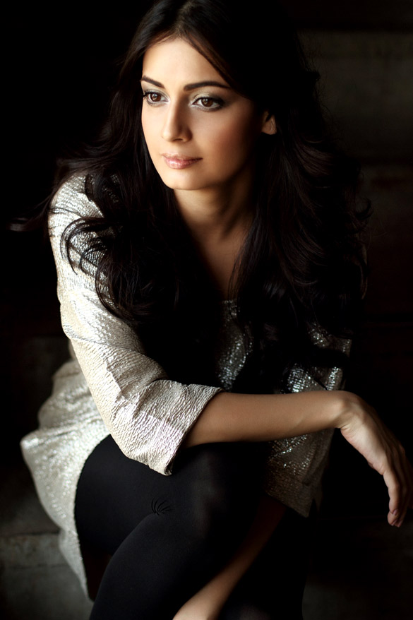 dia mirza 56