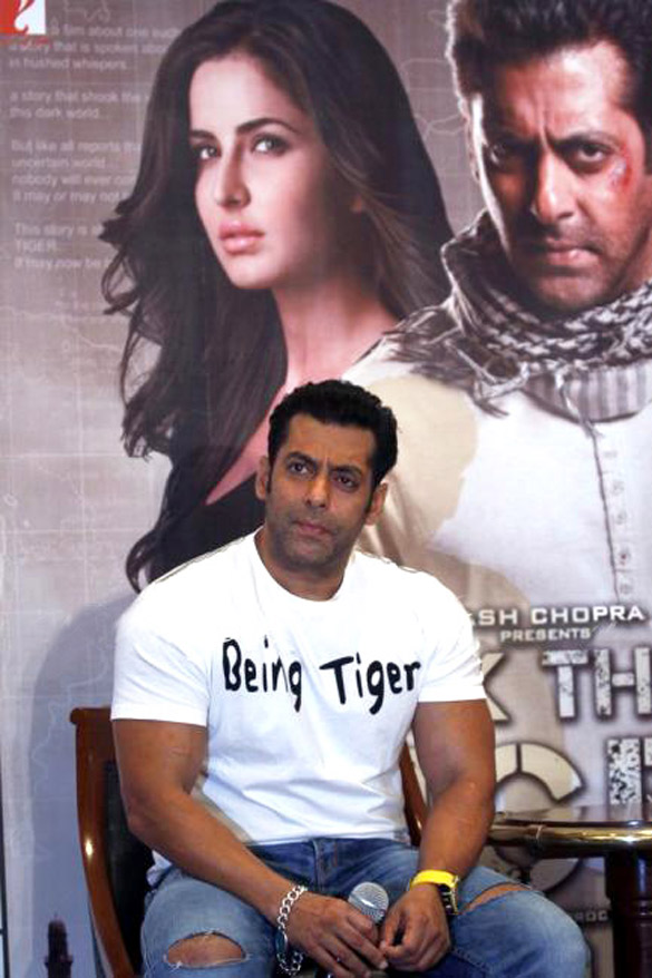salman khan promotes ek tha tiger in new delhi 4