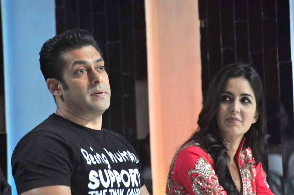 salman katrina on the sets of jhalak dikhhla jaa 5 12