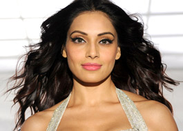 Live Chat: Bipasha on Sept 7 at 1400 hrs IST