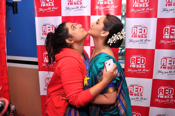 rani promotes aiyyaa on red fm 93 5 8