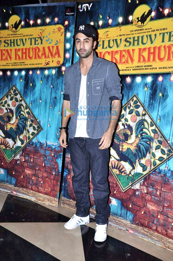 premiere of luv shuv tey chicken khurana 25