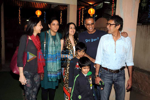 sanjay priya dutt at special screening of son of sardaar 3