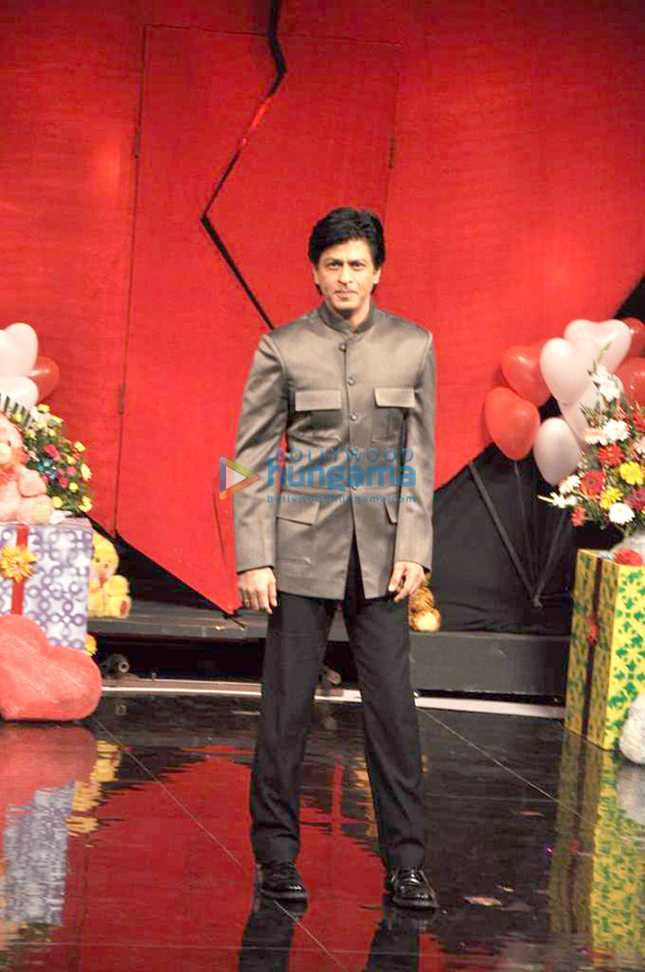 shahrukh katrina anushka on indias got talent grand finale 5