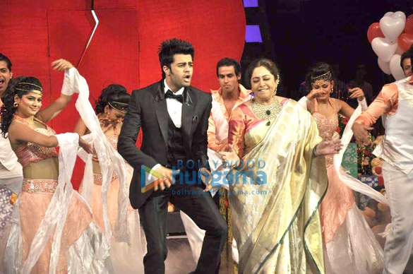 shahrukh katrina anushka on indias got talent grand finale 8