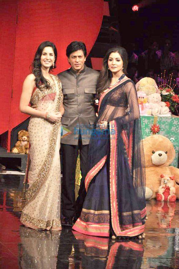 shahrukh katrina anushka on indias got talent grand finale 3