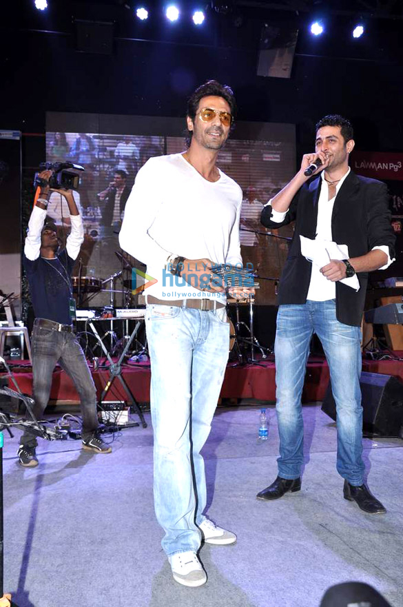 arjun chitrangda at iit mood indigo for inkaar 5