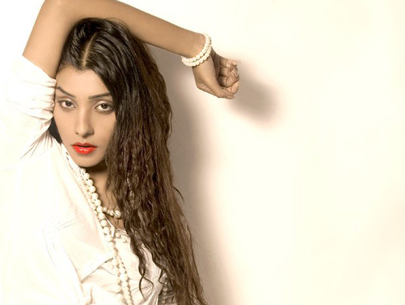 deepal shaw 9
