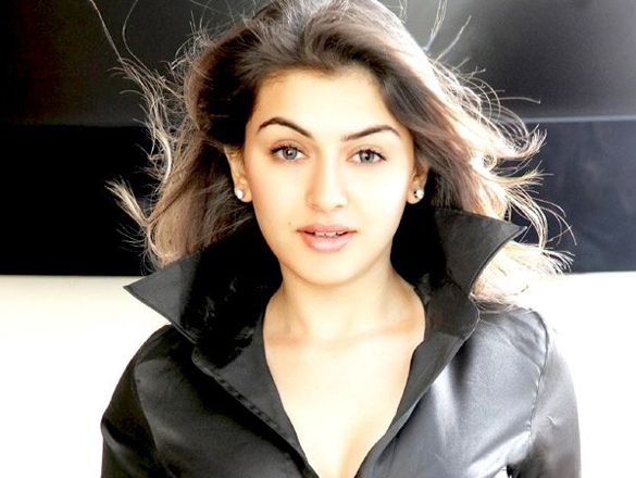hansika motwani 8