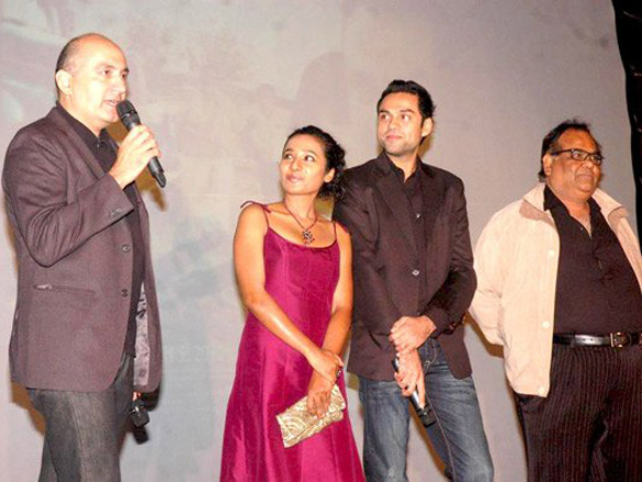 abhay deol and tannishtha at road movie media meet 5