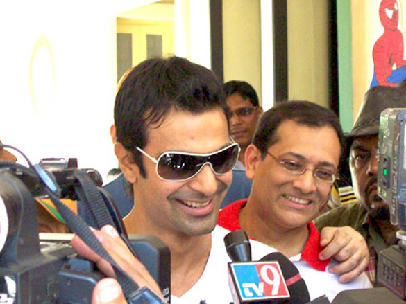 ashmit patel celebrates happy day with the special children at dilkhush special school 4