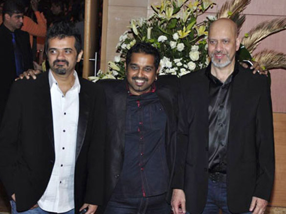 bachchans shahrukh and hrithik grace anil ambanis big pictures success bash 14