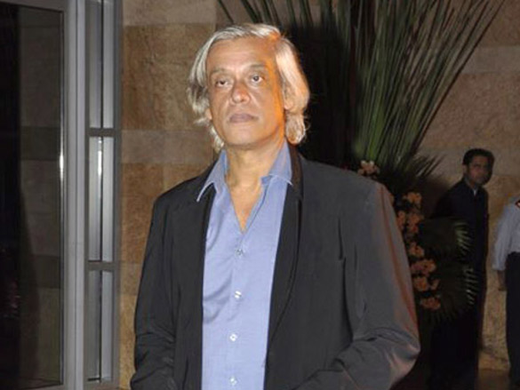 bachchans shahrukh and hrithik grace anil ambanis big pictures success bash 30