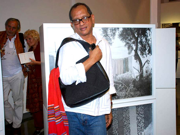 carol gracias at mattheiu foss art gallery showcase 6