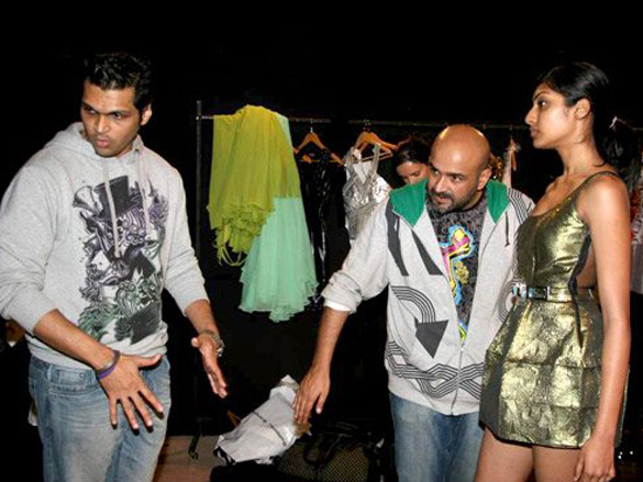 designer swapnil shinde lakme fashion week fittings 2
