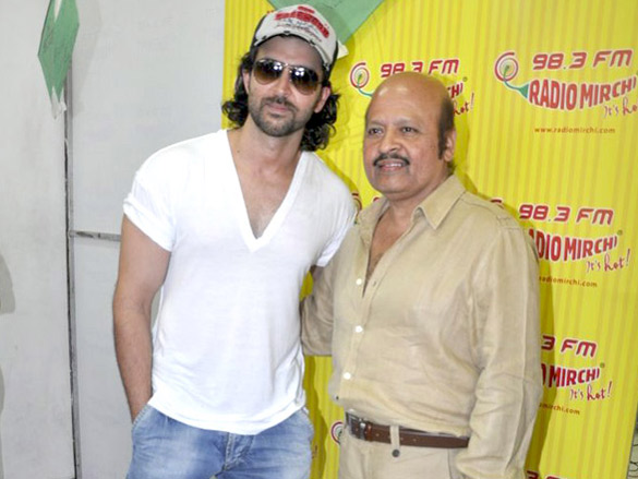 hrithik and rajesh roshan promote kites on radio mirchi 98 3 fm 9