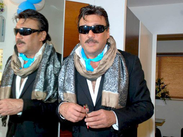 jackie shroff inaugurates geetus store 6