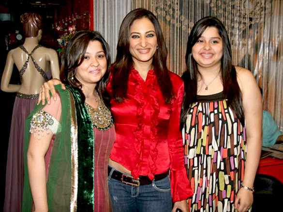 jaya mishras valentine collection launch by nayab udhas and sheeba 2