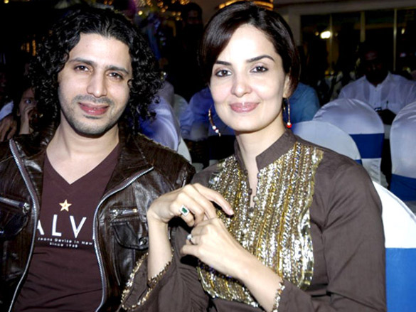 kailash kher celebrates his 1st wedding anniversary and sons 1st birthday 14