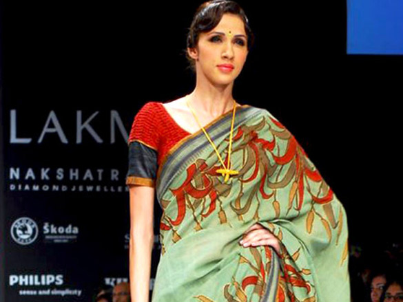 models walk the ramp at sashikant naidus show at lakme fashion week 2010 8
