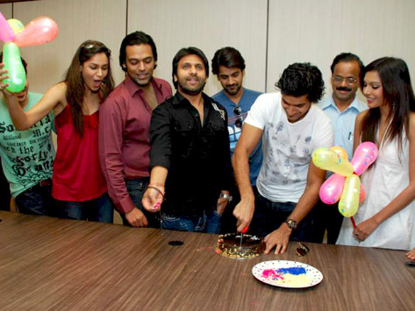purab kohlis birthday celebration with the star cast of hide seek 2
