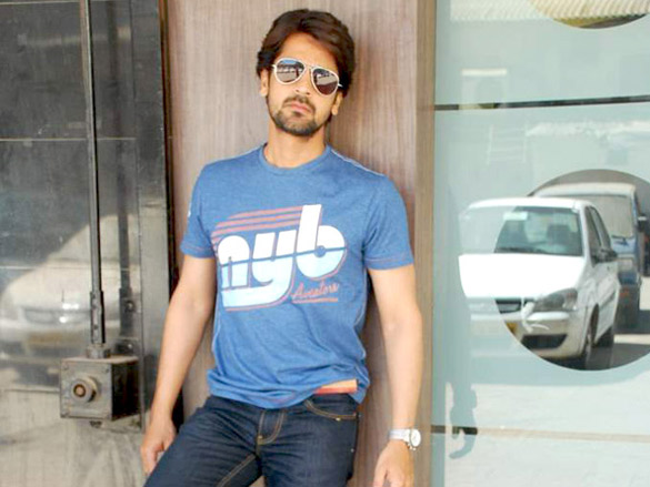 purab kohlis birthday celebration with the star cast of hide seek 21