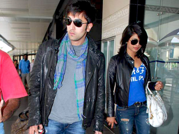 ranbir and priyanka spotted at mumbai airport 3