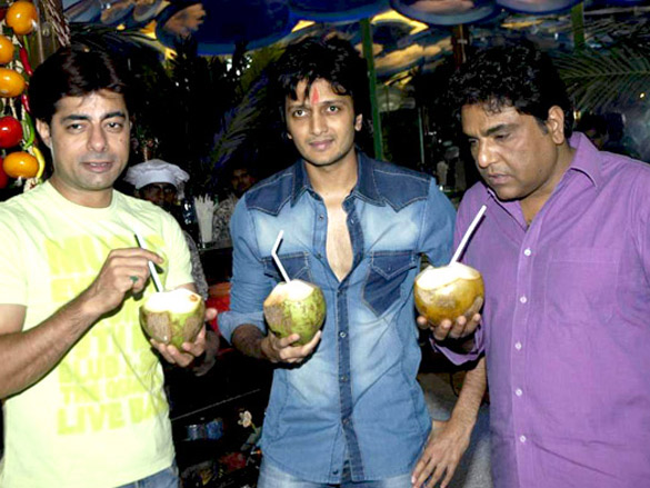 ritesh deshmukh launches khaugalli 5