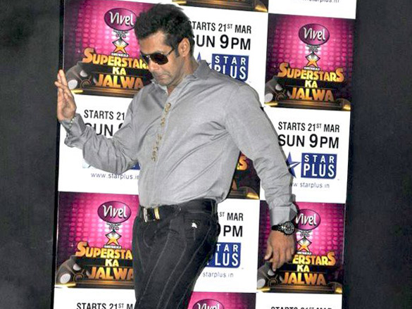 salman khan and mithun bond at cintaa superstars ka jalwa launch 10