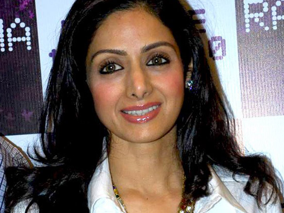 sonam kapoor sridevi at singer raveenas album launch 7