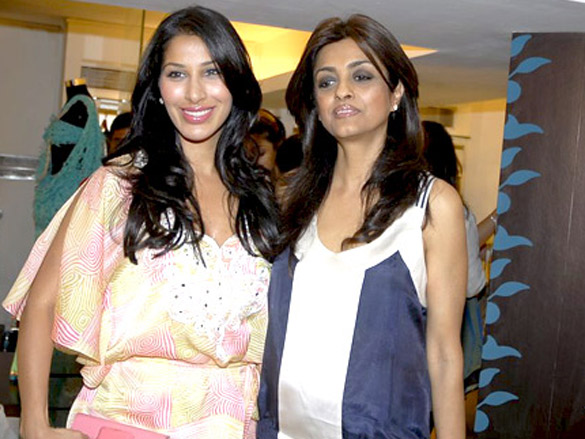 sophie and rageshwari grace deepika gehani store launch 4