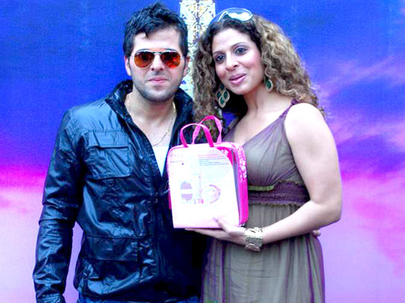 tanaz and bakhtiyaar launch ponds special valentines day packs 6