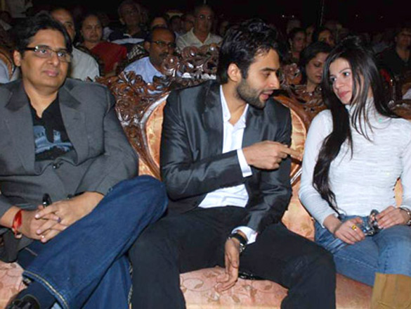 uvika and vatsal at hum log awards 3