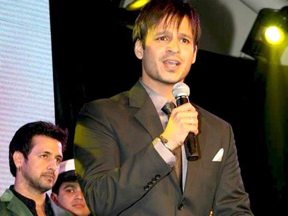 vivek oberoi graces sailor today awards 3