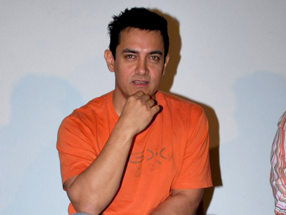 aamirsharman and madhavan unveil 3 idiots first song 5