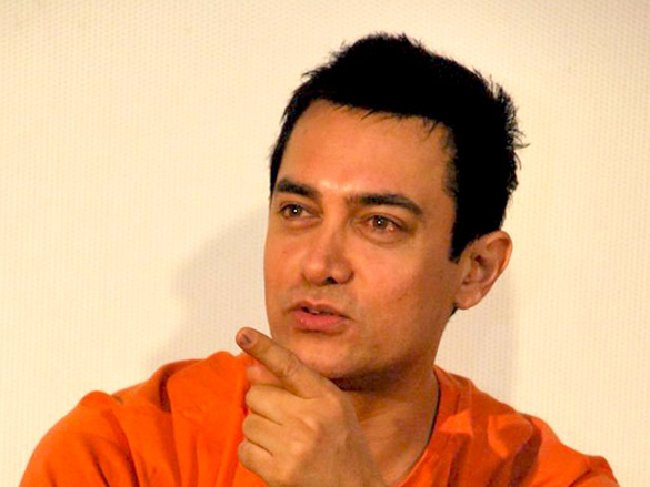 aamirsharman and madhavan unveil 3 idiots first song 11