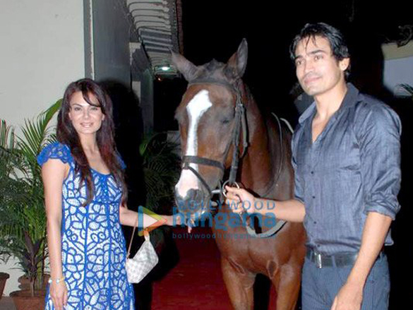 aanchal and shahwar at the opening of new racing season 3